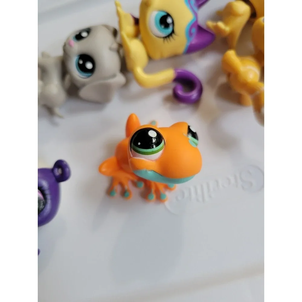 Littlest Pet Shop LPS Dog Cats Frog Panda Bird Lot 6 Pcs - Picture 4 of 8